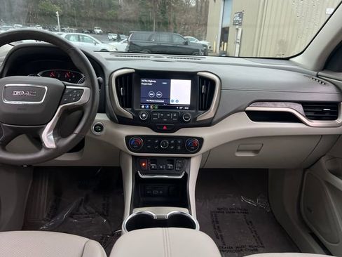 Used 2018 GMC Terrain Denali w/ Advanced Safety Package image 17