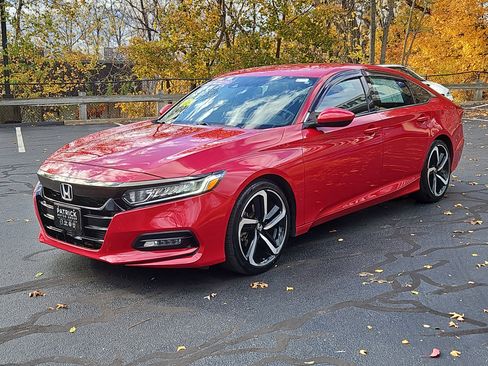Used 2018 Honda Accord Sport image 16