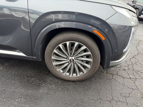 Used 2024 Hyundai Palisade Calligraphy image 29