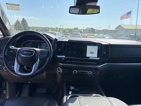 Used 2024 GMC Sierra 2500 SLT w/ SLT Premium Package AWD/4WD image 46