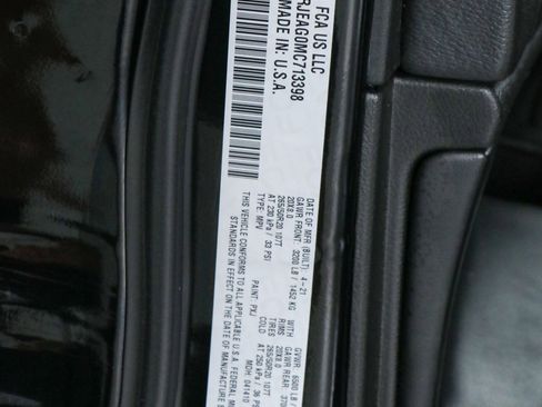 Used 2021 Jeep Grand Cherokee Laredo X RWD image 32