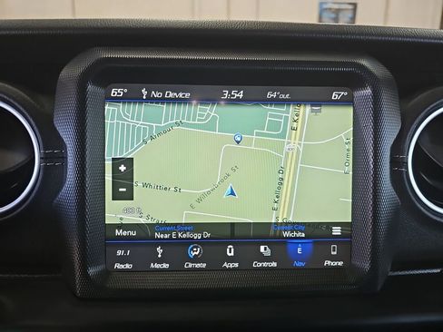 Used 2019 Jeep Wrangler Unlimited Sahara w/ Quick Order Package 24M Moab image 21