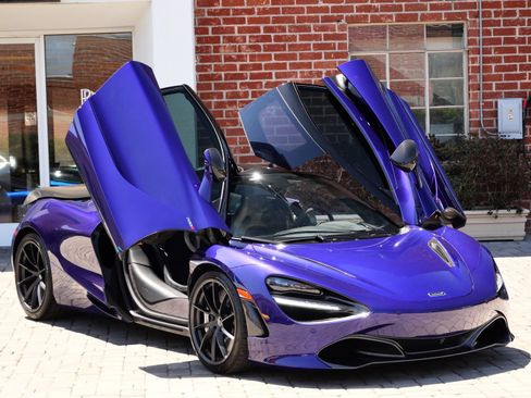 Used 2020 McLaren 720S RWD image 21