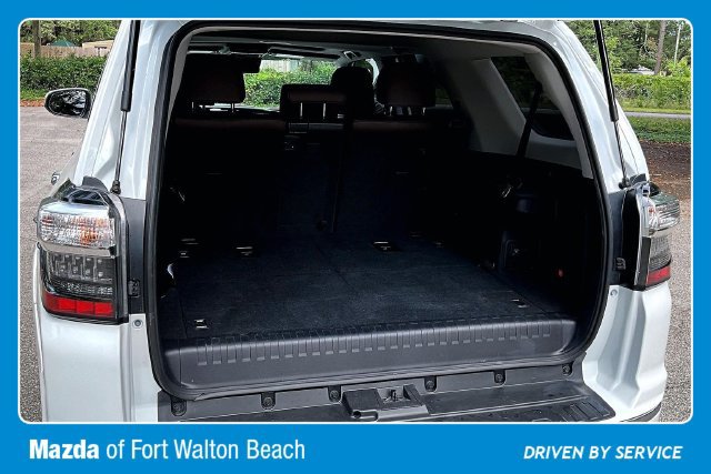 Used 2024 Toyota 4Runner Limited AWD/4WD image 35