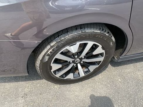 Used 2025 Honda Odyssey EX-L image 27