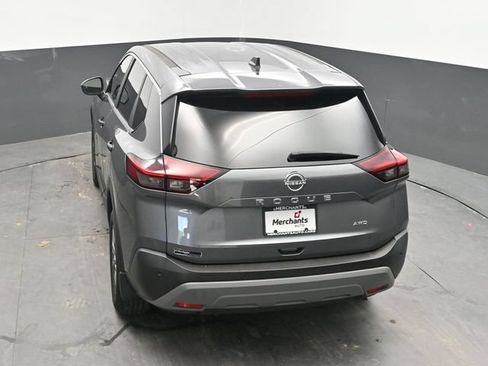 Used 2023 Nissan Rogue S AWD/4WD image 30