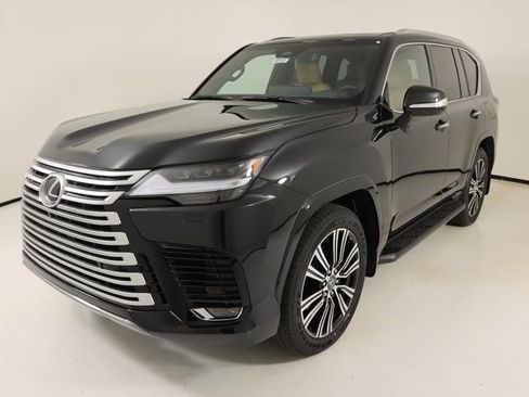 New 2026 Lexus LX 600 4WD w/ Accessory Package (2T) image 8
