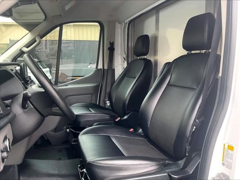 Used 2022 Ford Transit 350 DRW image 10