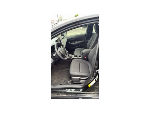 Used 2026 Toyota Corolla LE FWD image 13