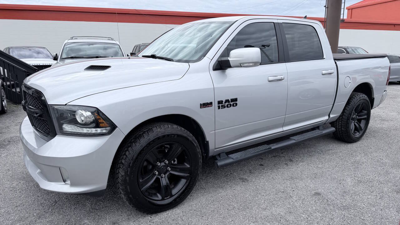 Used 2018 RAM 1500 Sport w/ Convenience Group AWD/4WD image 3