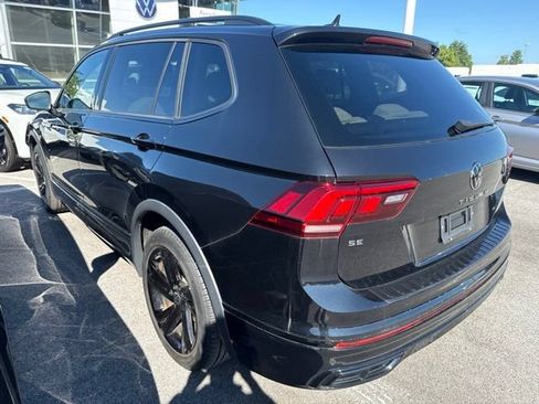 Used 2023 Volkswagen Tiguan SE R-Line FWD image 2