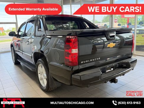 Used 2013 Chevrolet Avalanche LTZ AWD/4WD image 11