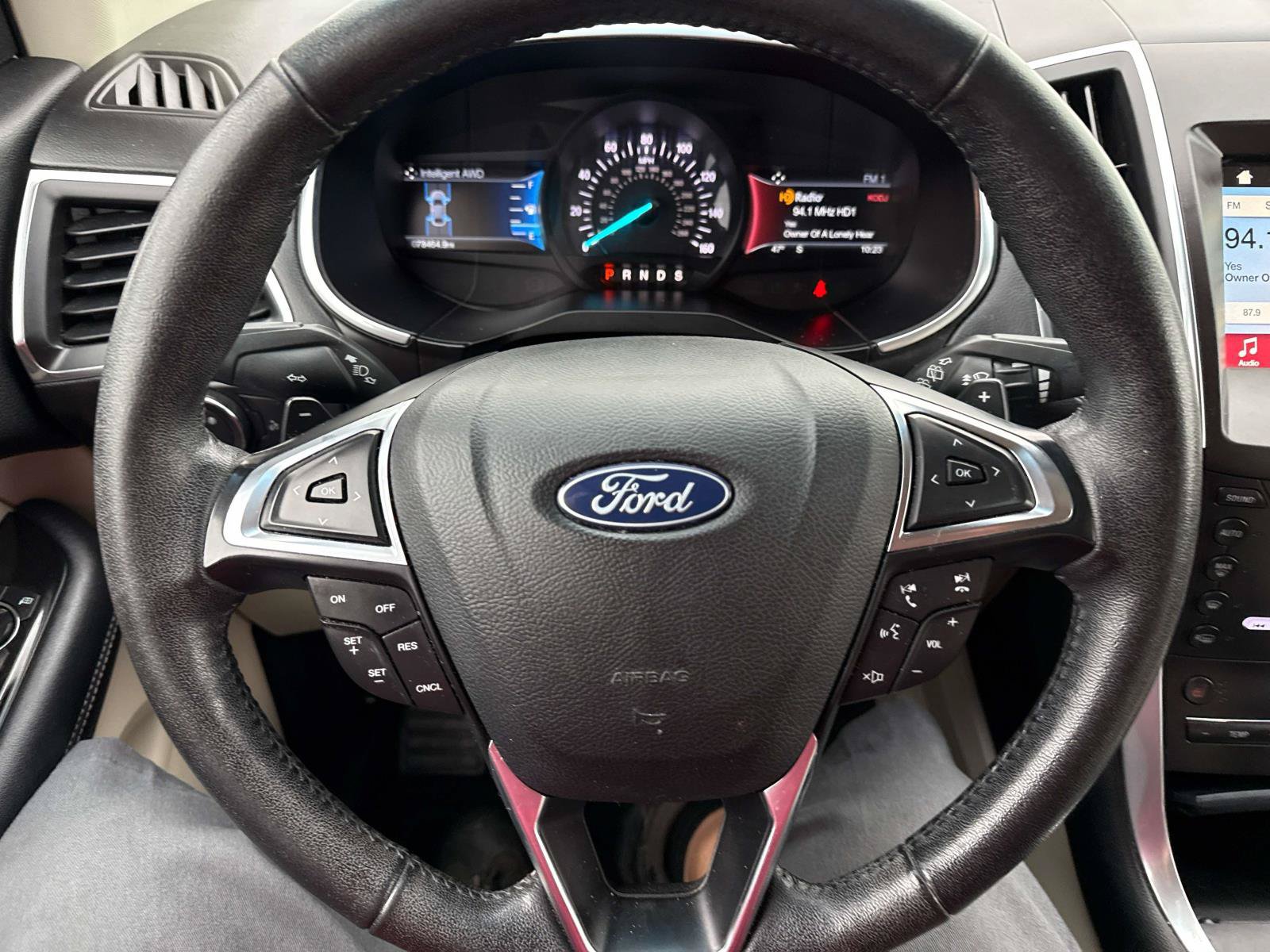 Used 2018 Ford Edge Titanium w/ Technology Package AWD/4WD image 27