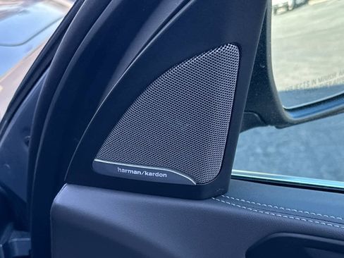 Used 2025 BMW X5 xDrive50e w/ Premium Package image 20