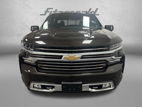 Used 2020 Chevrolet Silverado 1500 High Country w/ Technology Package image 8