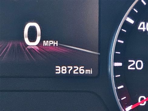 Used 2024 Kia Forte LXS image 19