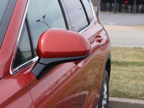 Used 2019 Hyundai Santa Fe SEL image 12