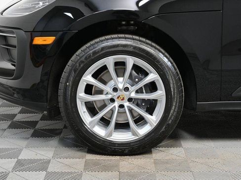 Certified 2026 Porsche Macan Turbo AWD/4WD image 35