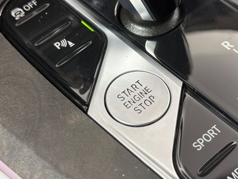 Used 2022 BMW X5 sDrive40i w/ Premium Package image 22