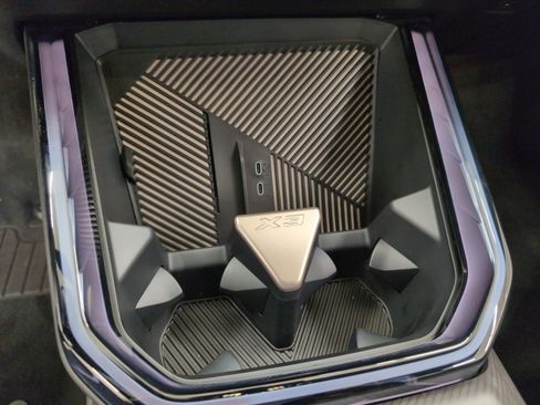 New 2025 BMW X3 xDrive30i w/ Premium Package image 19