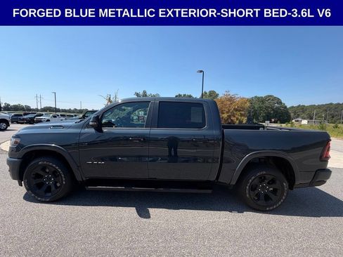 Used 2025 RAM 1500 Big Horn AWD/4WD image 8