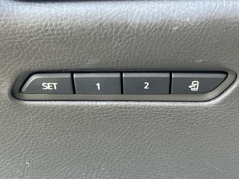 Certified 2023 Cadillac XT6 Sport w/ Technology Package AWD/4WD image 33