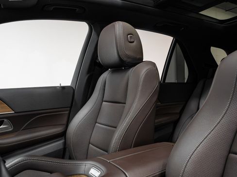 Used 2021 Mercedes-Benz GLE 350 4MATIC image 11