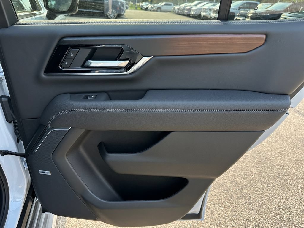 New 2026 GMC Yukon Denali AWD/4WD image 39