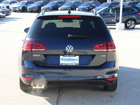 Used 2016 Volkswagen Golf S image 6
