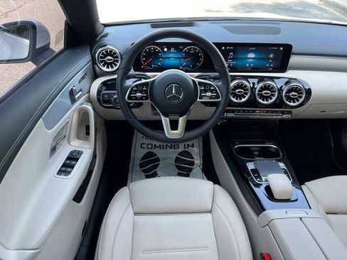 Used 2020 Mercedes-Benz CLA 250 image 32