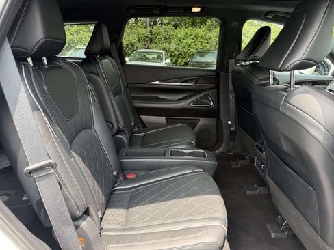 Used 2023 INFINITI QX60 Autograph w/ Cargo Package AWD/4WD image 11