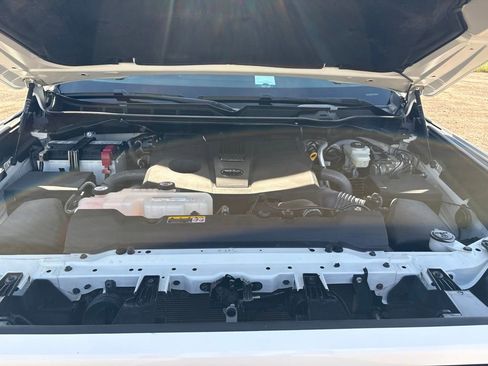 Used 2023 Toyota Tundra SR5 AWD/4WD image 33