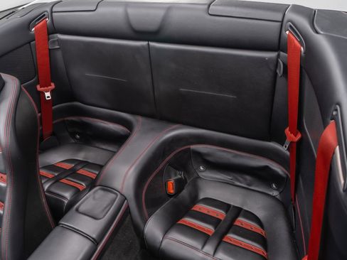Used 2013 Ferrari California image 16