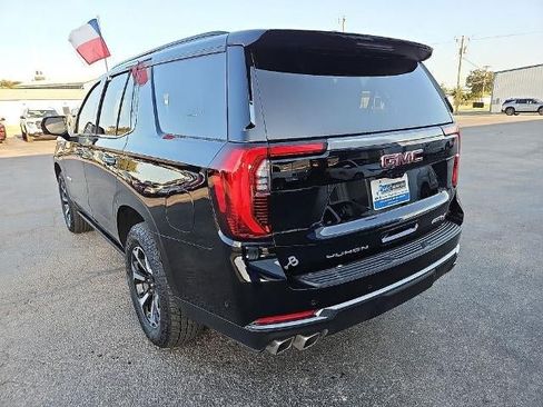 Used 2025 GMC Yukon AT4 w/ AT4 Premium Plus Package AWD/4WD image 5