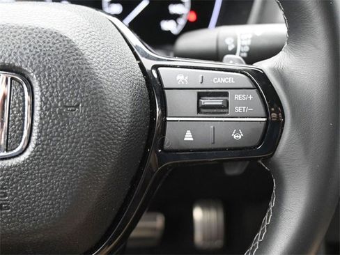 Used 2023 Honda Civic Sport image 27