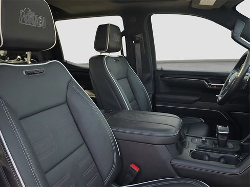 Used 2023 GMC Sierra 1500 AT4X w/ AT4X AEV Edition image 19