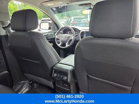 Used 2023 GMC Acadia SLE w/ Driver Convenience Package FWD image 16