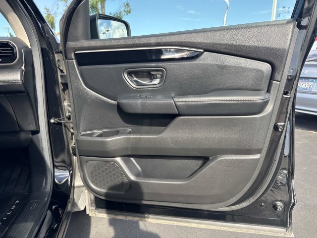 Used 2025 Honda Pilot Touring image 34