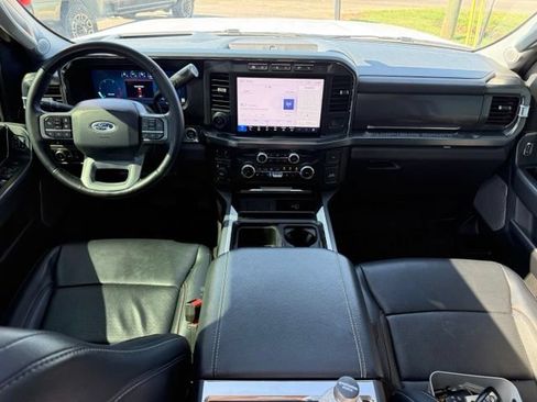 Used 2024 Ford F250 Lariat w/ Lariat Ultimate Package AWD/4WD image 15