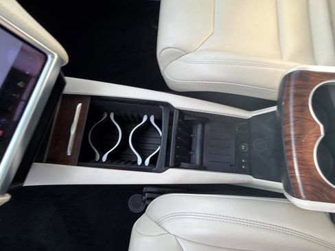 Used 2018 Tesla Model X P100D image 19