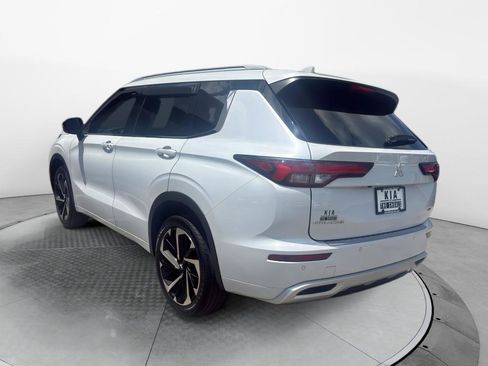 Used 2024 Mitsubishi Outlander SEL Black Edition FWD image 5
