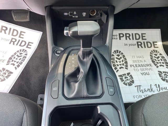 Used 2025 Kia K4 FWD image 14
