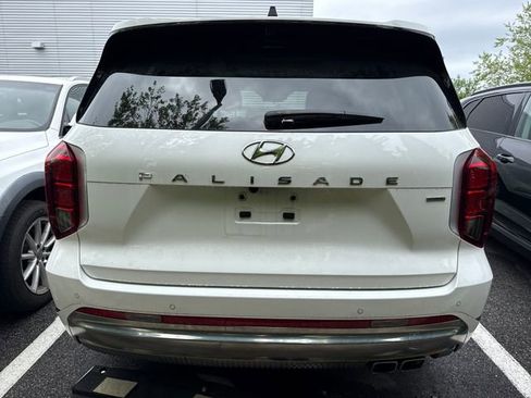 Used 2025 Hyundai Palisade Calligraphy AWD/4WD image 3