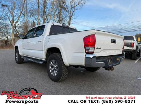 Used 2017 Toyota Tacoma SR5 image 7