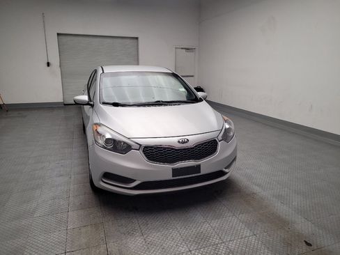 Used 2016 Kia Forte LX FWD image 14