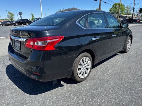 Used 2017 Nissan Sentra S FWD image 5