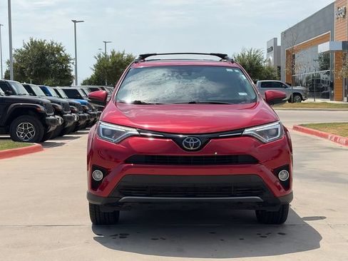 Used 2017 Toyota RAV4 Limited AWD/4WD image 2