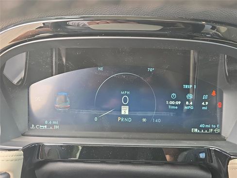 New 2026 Lincoln Corsair Reserve FWD image 23