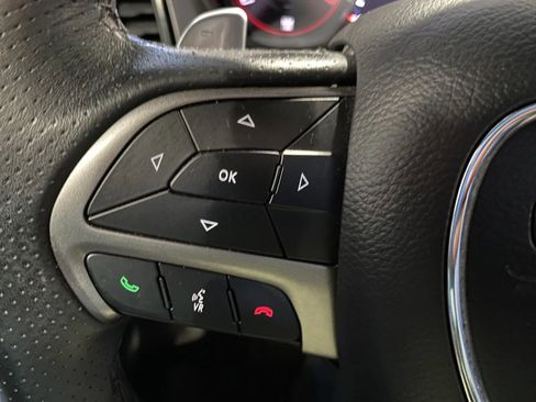 Used 2019 Dodge Challenger R/T w/ Driver Convenience Group image 17