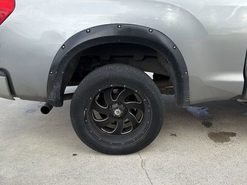 Used 2012 Toyota Tundra 2WD Double Cab w/ Tow Pkg image 11